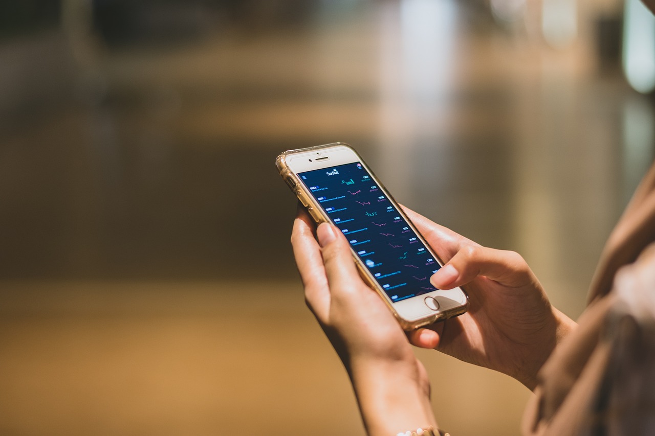 Discovering the Internet: How It Works from Your Phone to Visiting a Web Page